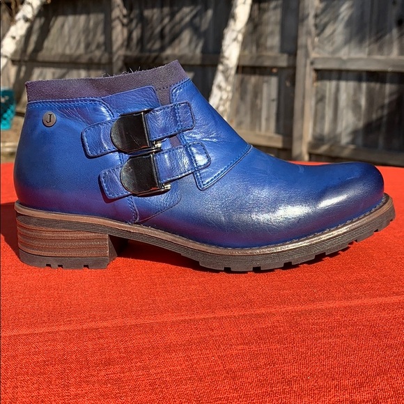 cobalt ankle boots